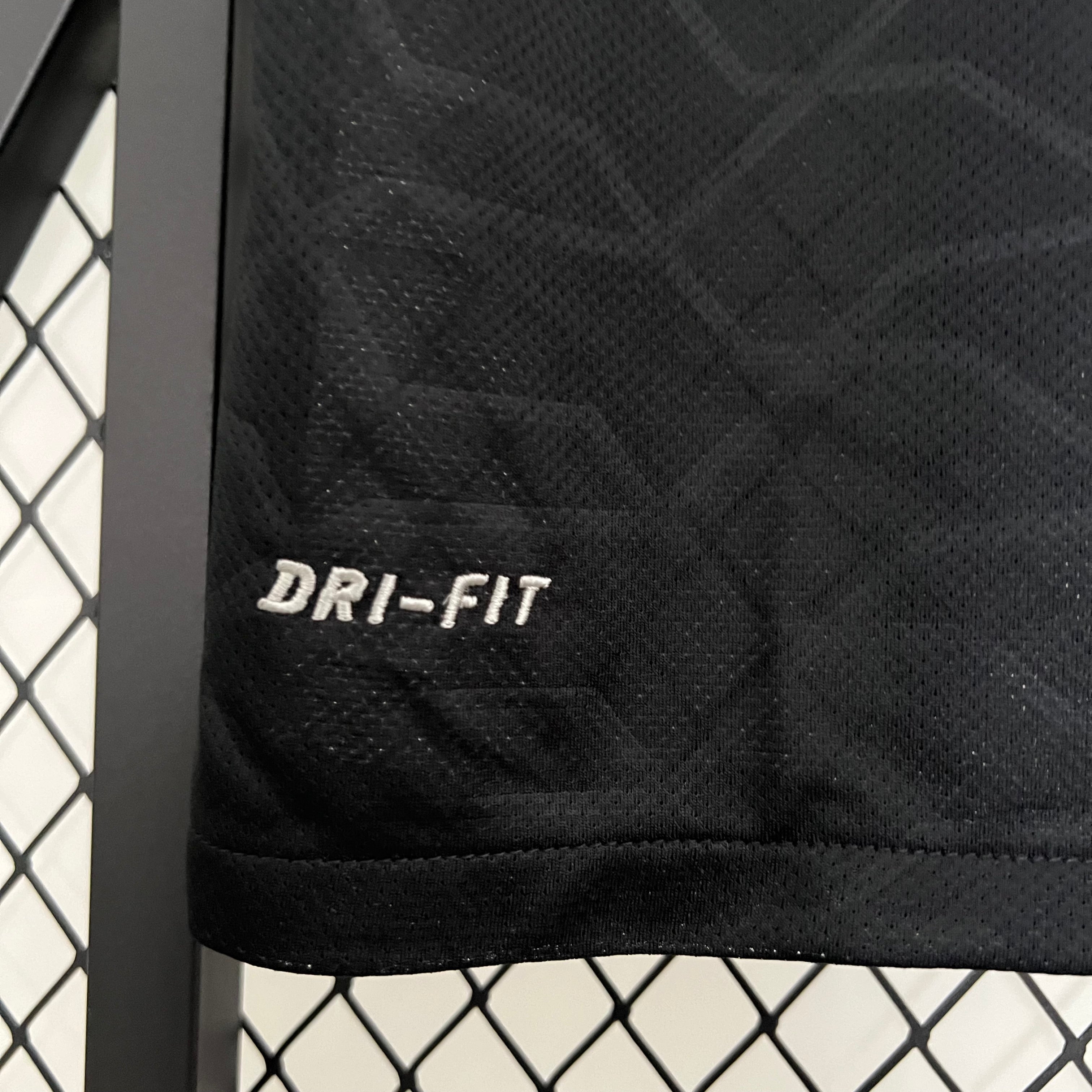 Camiseta Corinthians Retrô 12/13 Away