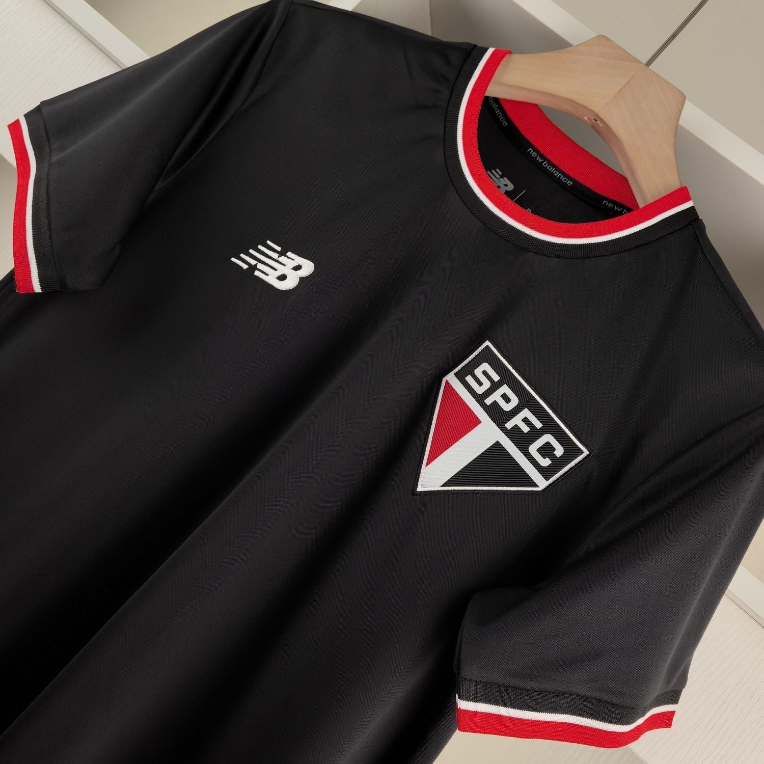 Camiseta São Paulo Retrô - Preta