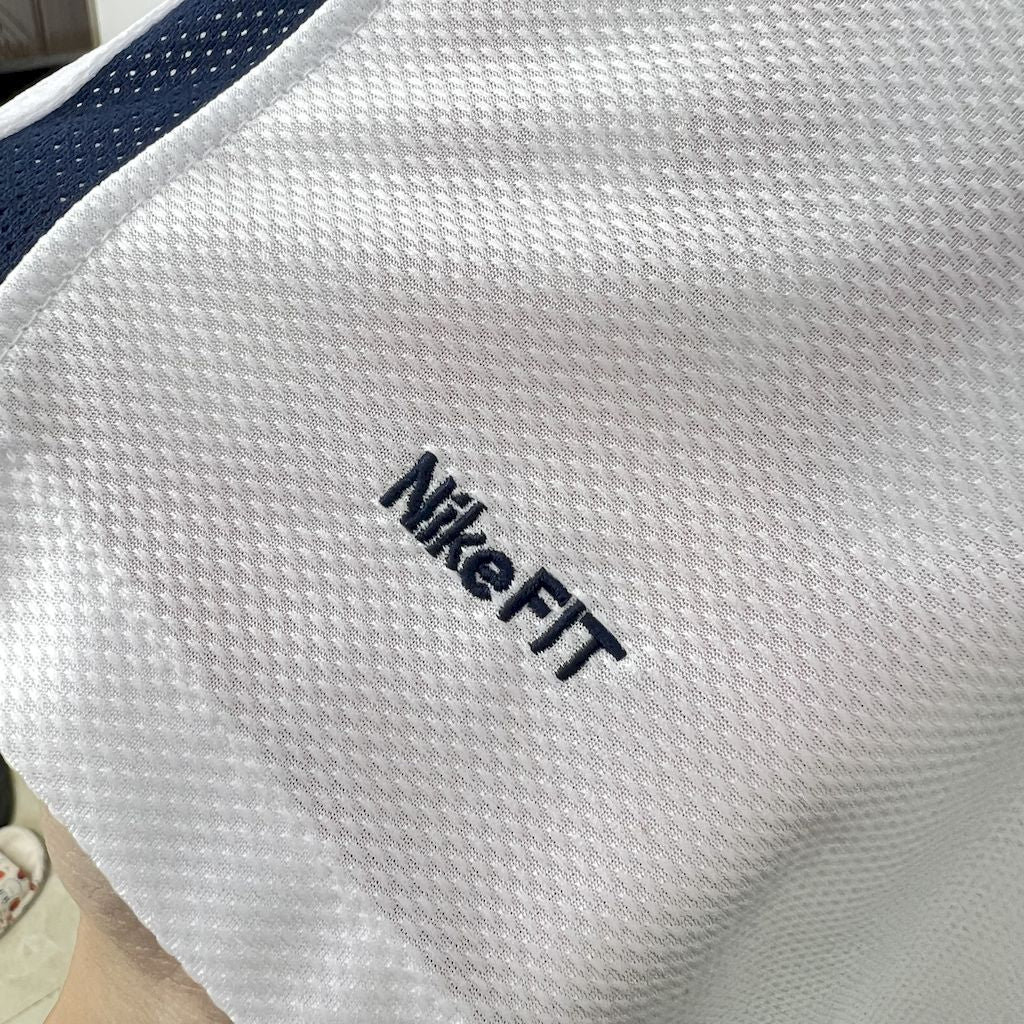 Camiseta do Manchester United Retrô 2007/08 Away