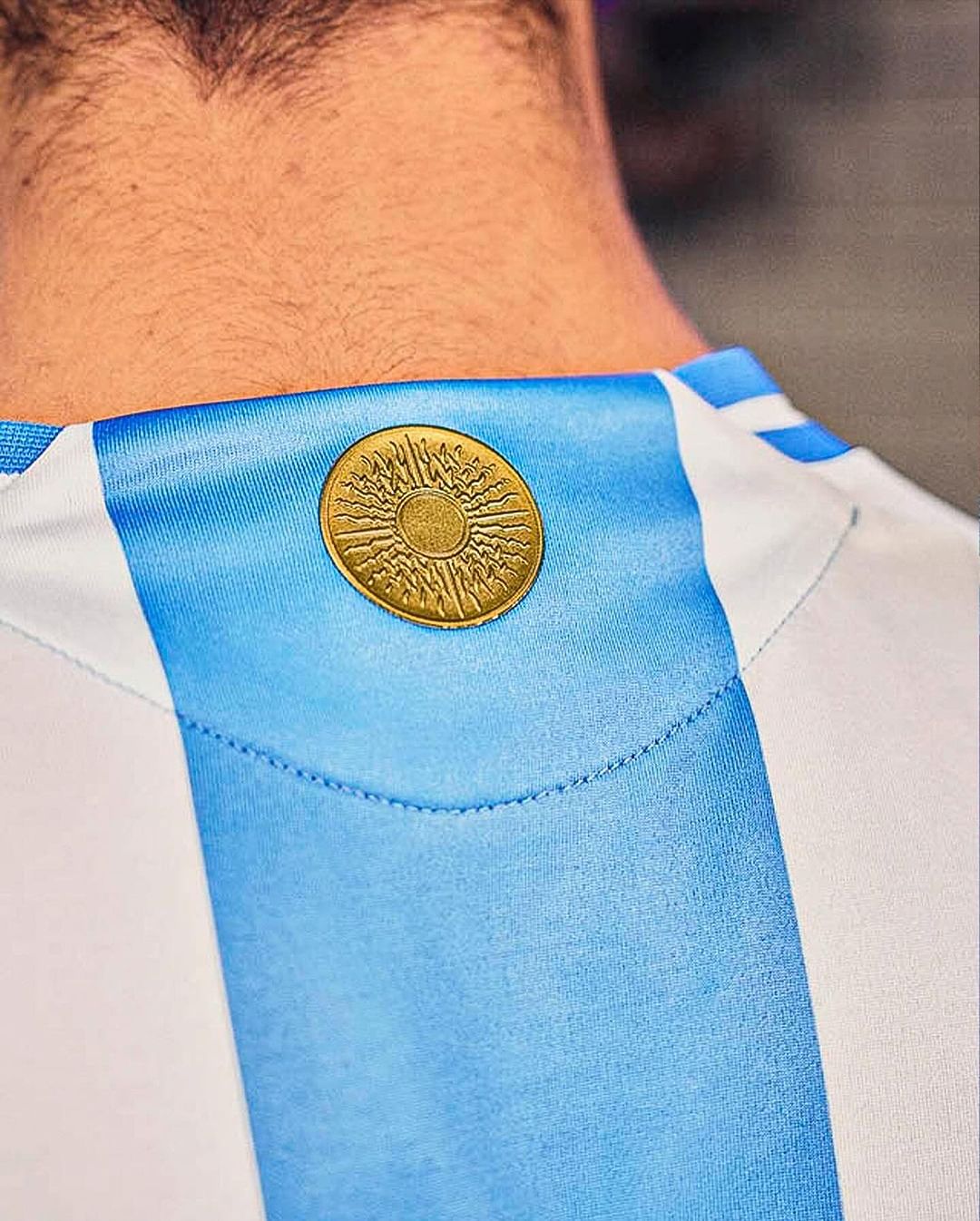 Camiseta Seleção Argentina Home 2024/25 + Patch Campeão - Branca e Azul