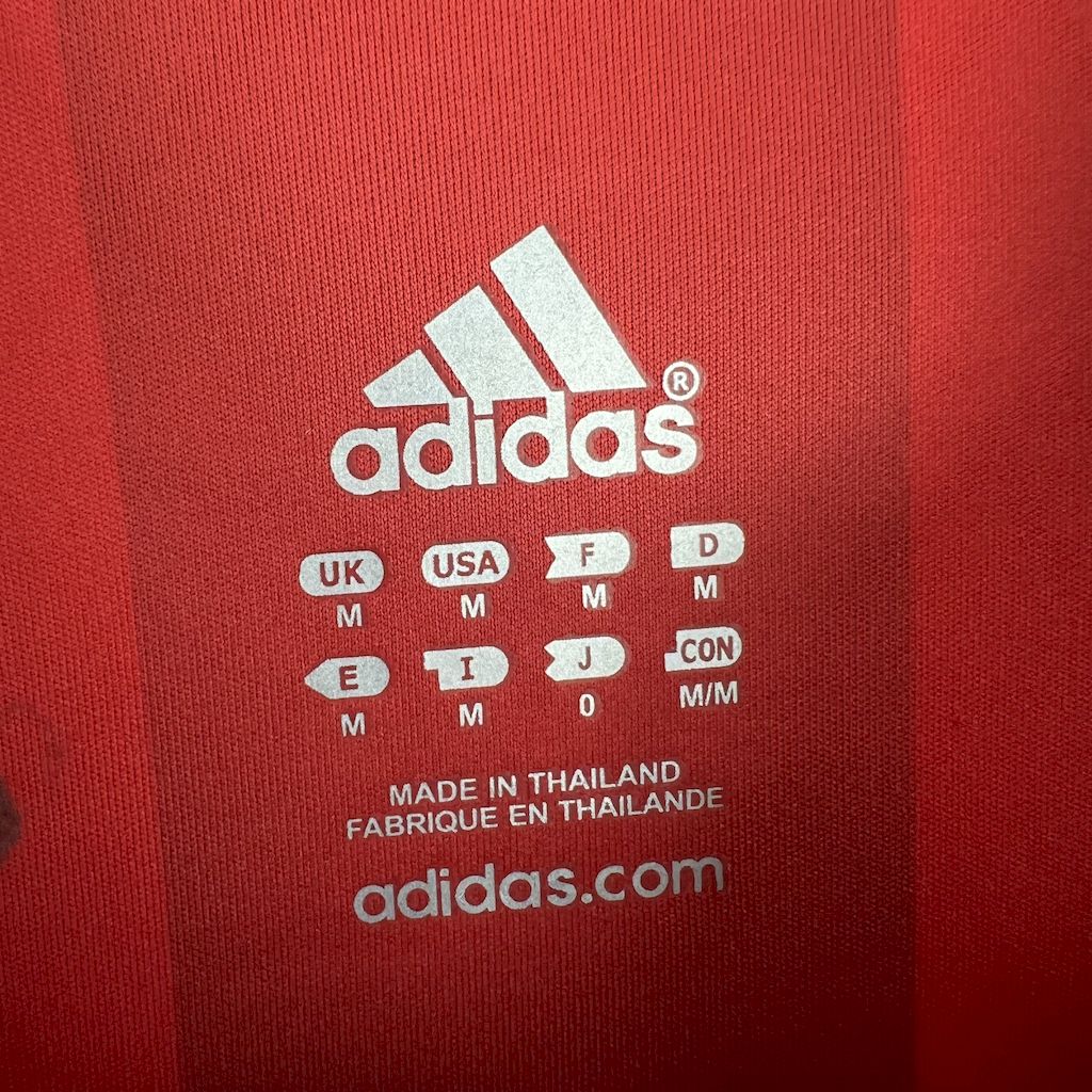 Camiseta Milan Manga Longa l Retro 2006/07