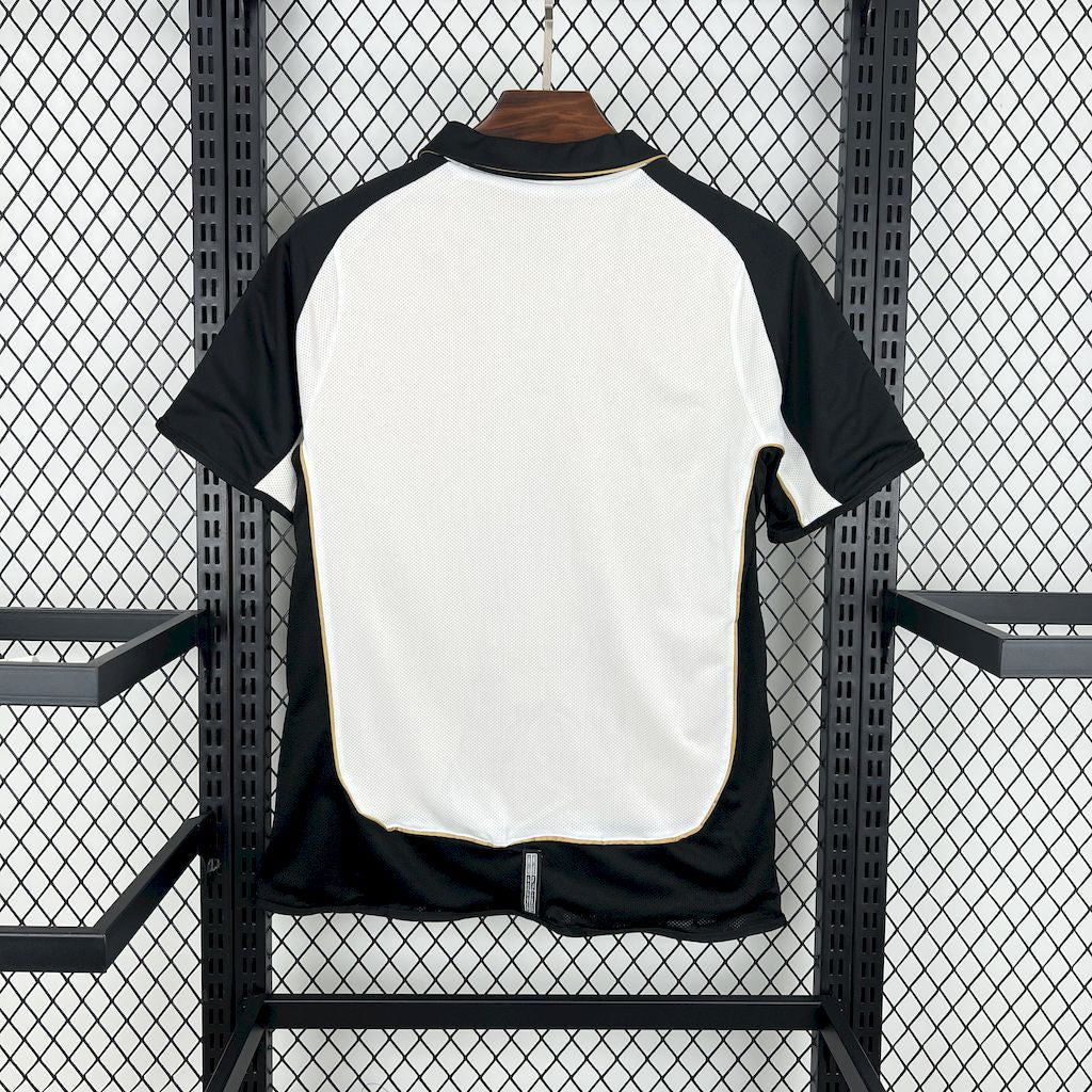 Camiseta do Manchester United  Retrô 2001/02 Centenary Reversible